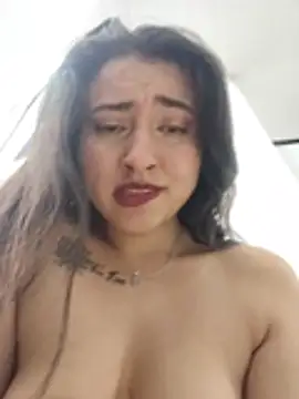 _Sarah-Office1 webcam