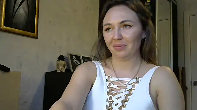 AngelinaLove28 webcam