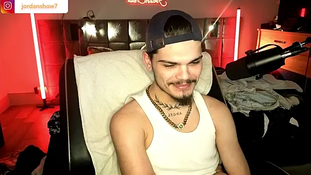 JordanShow webcam