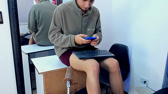 Ambar_Baker_7 webcam