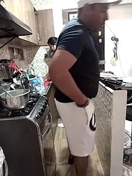 SexyandnaughtyLatinos webcam