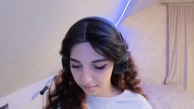 Blissmissataeses webcam