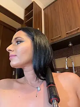 Hotmomcheckk_ webcam