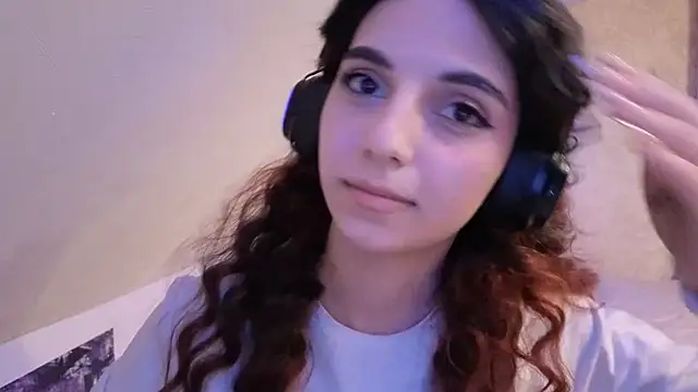 Blissmissataeses webcam