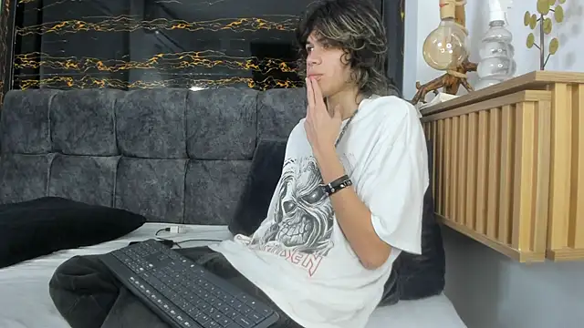 Diamond_twink webcam