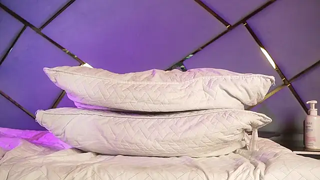 marcela_rojas webcam