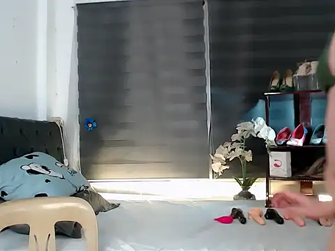 sylvannia_cumslut webcam