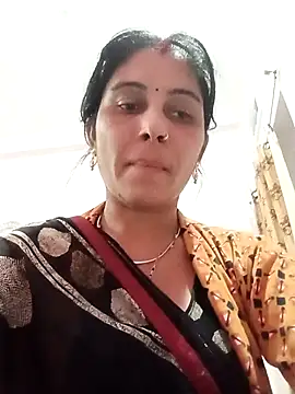 Webcam Model (Hot_ree85)  is live.Free join now!