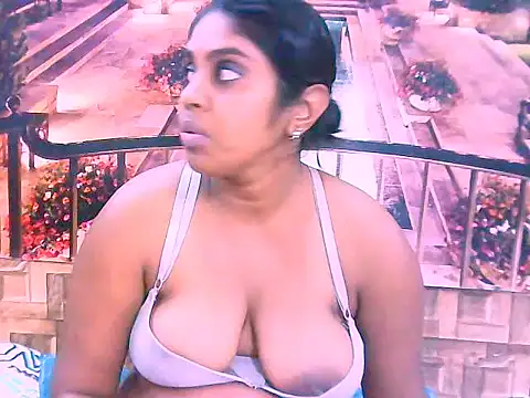 IndianDiva27 webcam