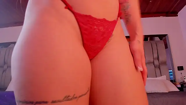 NikkySmiith webcam