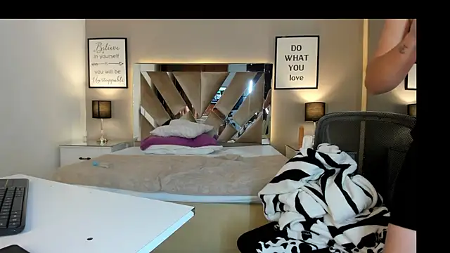 cellestehot - Cellestehot's free webcam