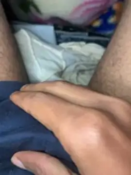aq2006 (M young) - Jerk and cum 💦