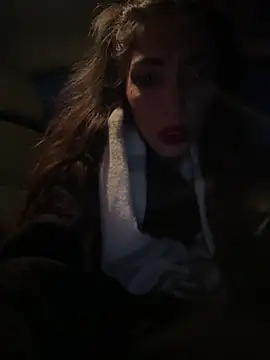 Amani_thewolf webcam