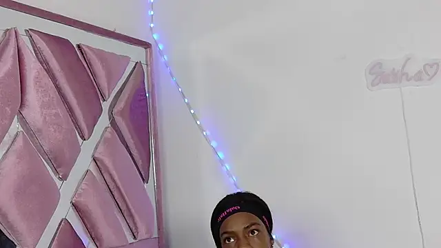 Hungry_pussy18 webcam