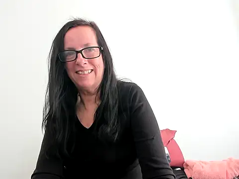 sassypeachgoddess webcam