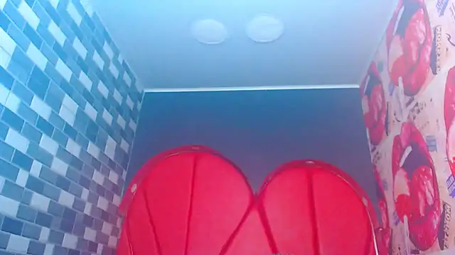 julessxcharlotte webcam