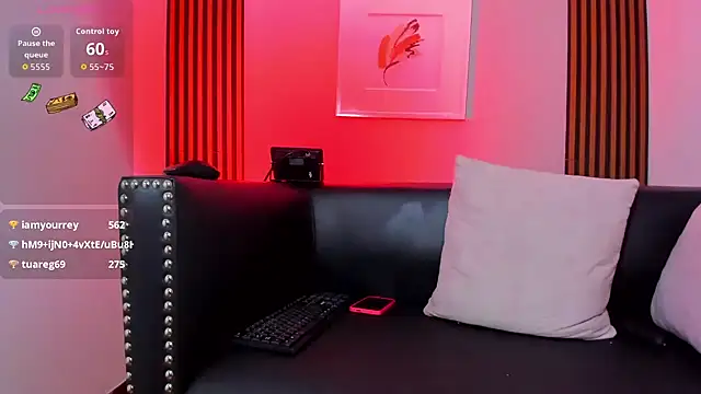 Nahiajhonson_ webcam