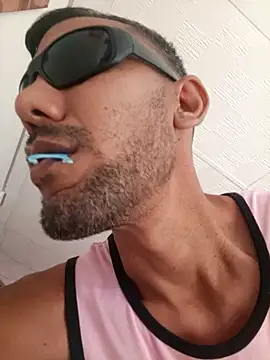 UnreadyChutzpa webcam