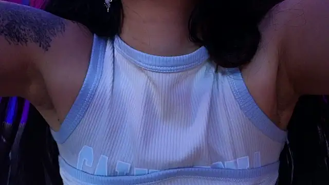 Julieta_Russell webcam