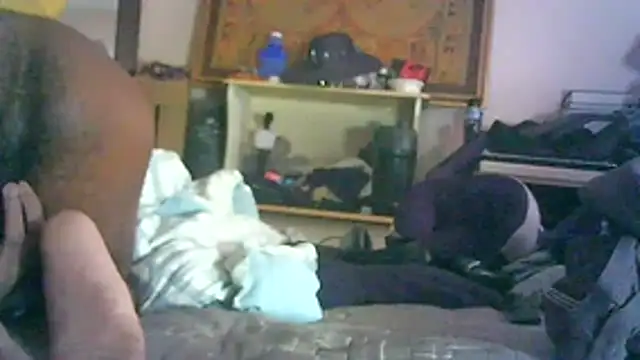 ON3YOULLN3VER_FIR3 webcam