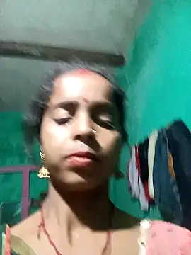 Alisha_beby143 webcam