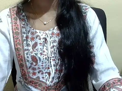 Khushi_v webcam