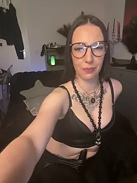 Trixie-Tainted webcam