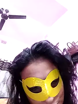 Webcam Model (Gullapi)  is live.Free join now!