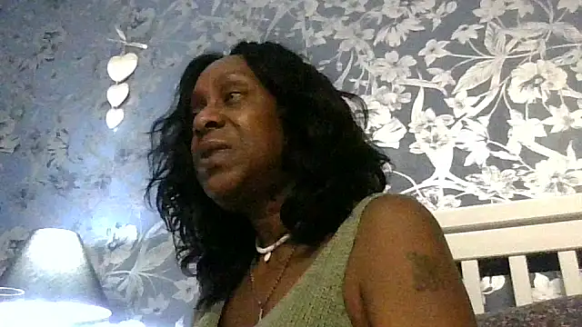 Ebony-SultryX webcam