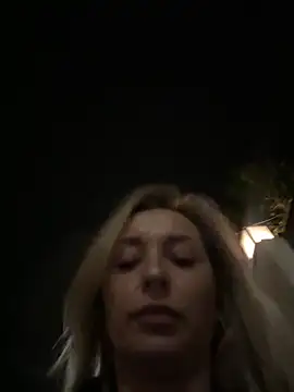 vikabunny1 (Ask my age) - tease PUBLIC😳creamy pussy🥵finger insid