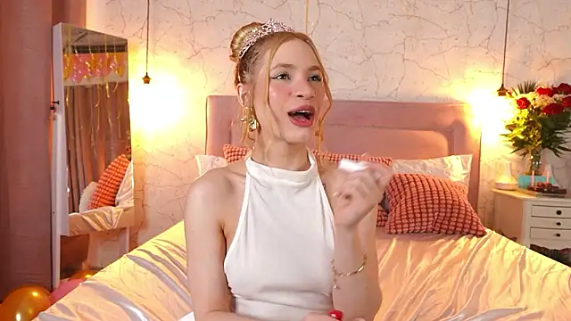 channelangeless (F young) - Every year you look better, angel🎉