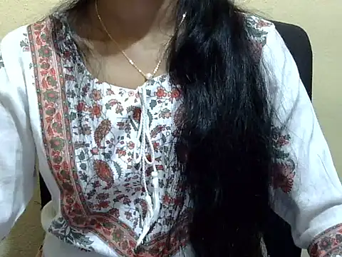 Khushi_v webcam