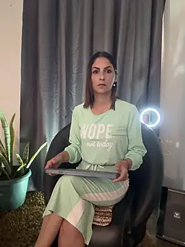 letiziia_sky1 webcam