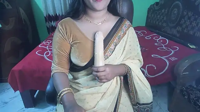 BengaliQueenStar webcam