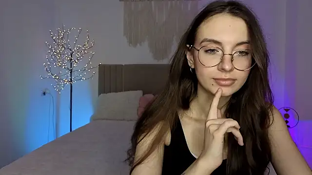 Real_cutie1 webcam