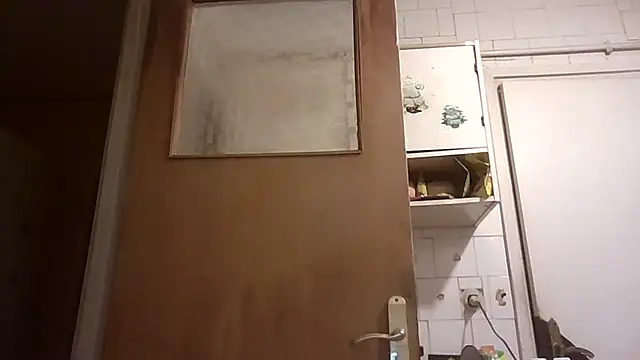 mariusica1@xh webcam