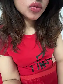 Webcam Model (riya_sharma11)  is live.Free join now!