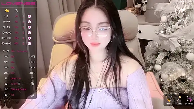 Monica-666888- webcam