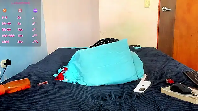 Haely_Bunny18 webcam