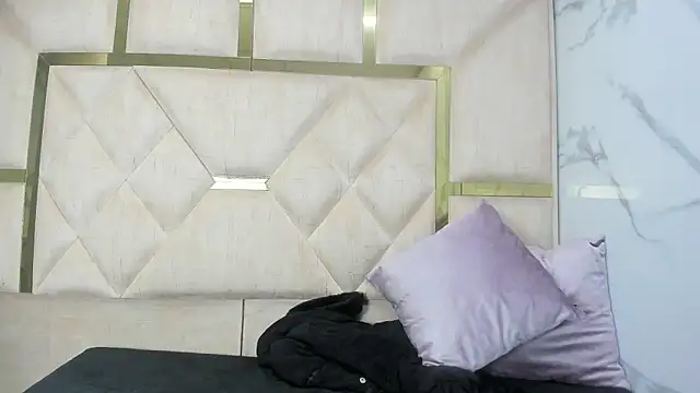 KendallArdent webcam