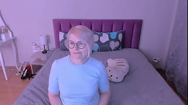 sabrinamacmarren webcam