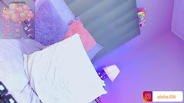 AiishaRose webcam