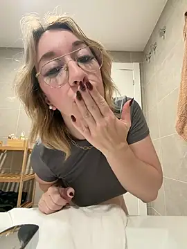 Giuliana_baby webcam