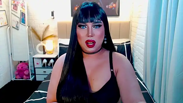 creamyy_mollyy webcam