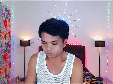 xextraservicemanx - XExtraServiceManX's free webcam - UK Sex Cams