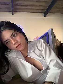 PamelaJonsom_ webcam