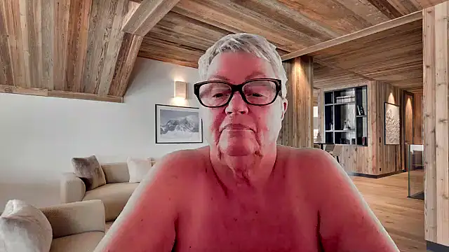 Mystery-Grandmother webcam