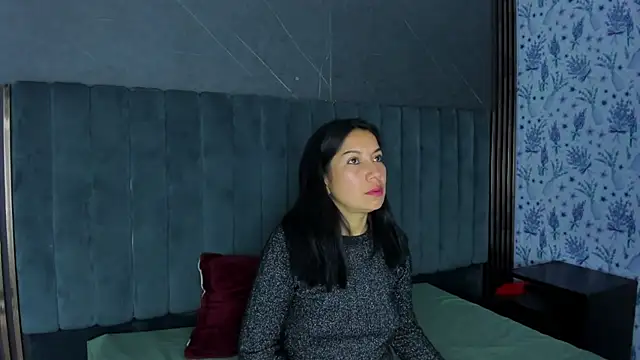 megan_collinss_ - Megan_Collinss_'s free webcam - UK Sex Cams