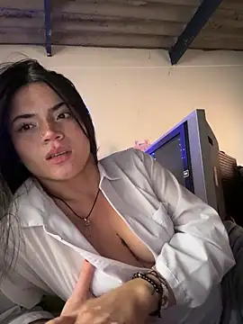 PamelaJonsom_ webcam