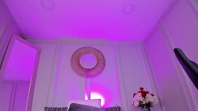 KylieCooperr_ webcam